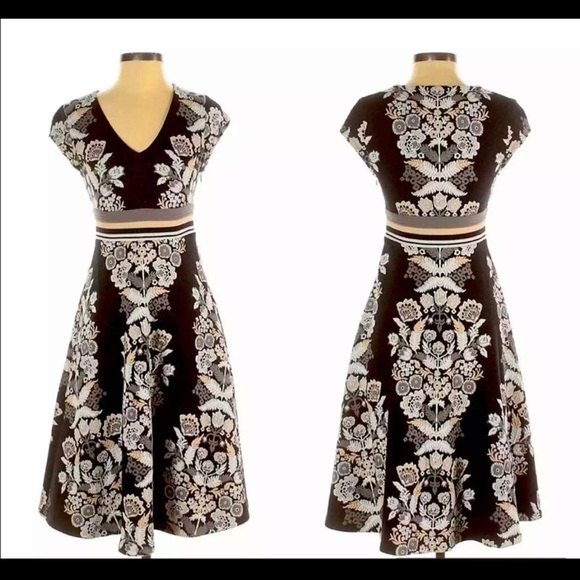 Anthropologie Ett:twa Soiree Midi Dress Black Floral Embroidered Size 4P - Picture 2 of 9